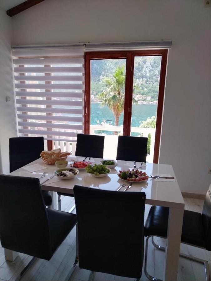 Duplex Apartman Lazaro Cattaro Esterno foto