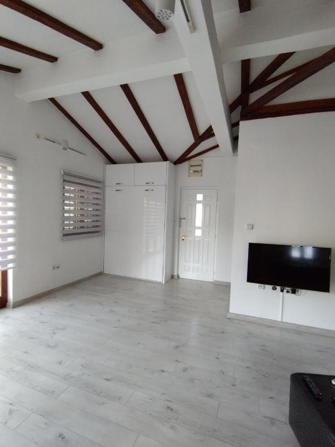 Duplex Apartman Lazaro Cattaro Esterno foto